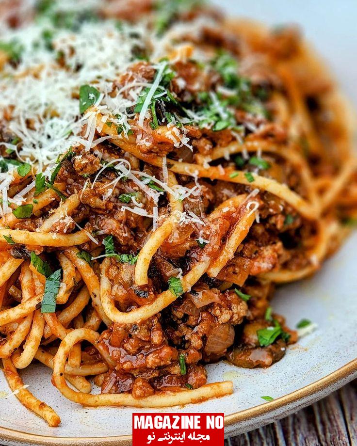 طرز تهیه اسپاگتی با گوشت و سس قارچ با بهترین روش، خوشمزه و لذیذ 