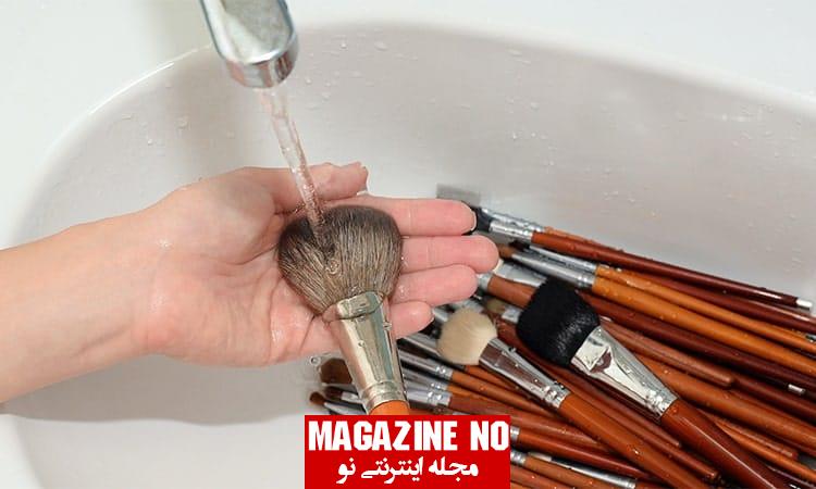 اصول تمیزکردن برس های آرایشی
