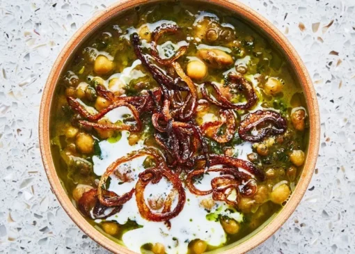 طرز تهیه آش قلیه گیلانی با اصیل ترین روش بسیار خوشمزه