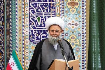 حجت‌الاسلام باقری پس از ۴۰ سال از امامت جمعه بناب خداحافظی کرد