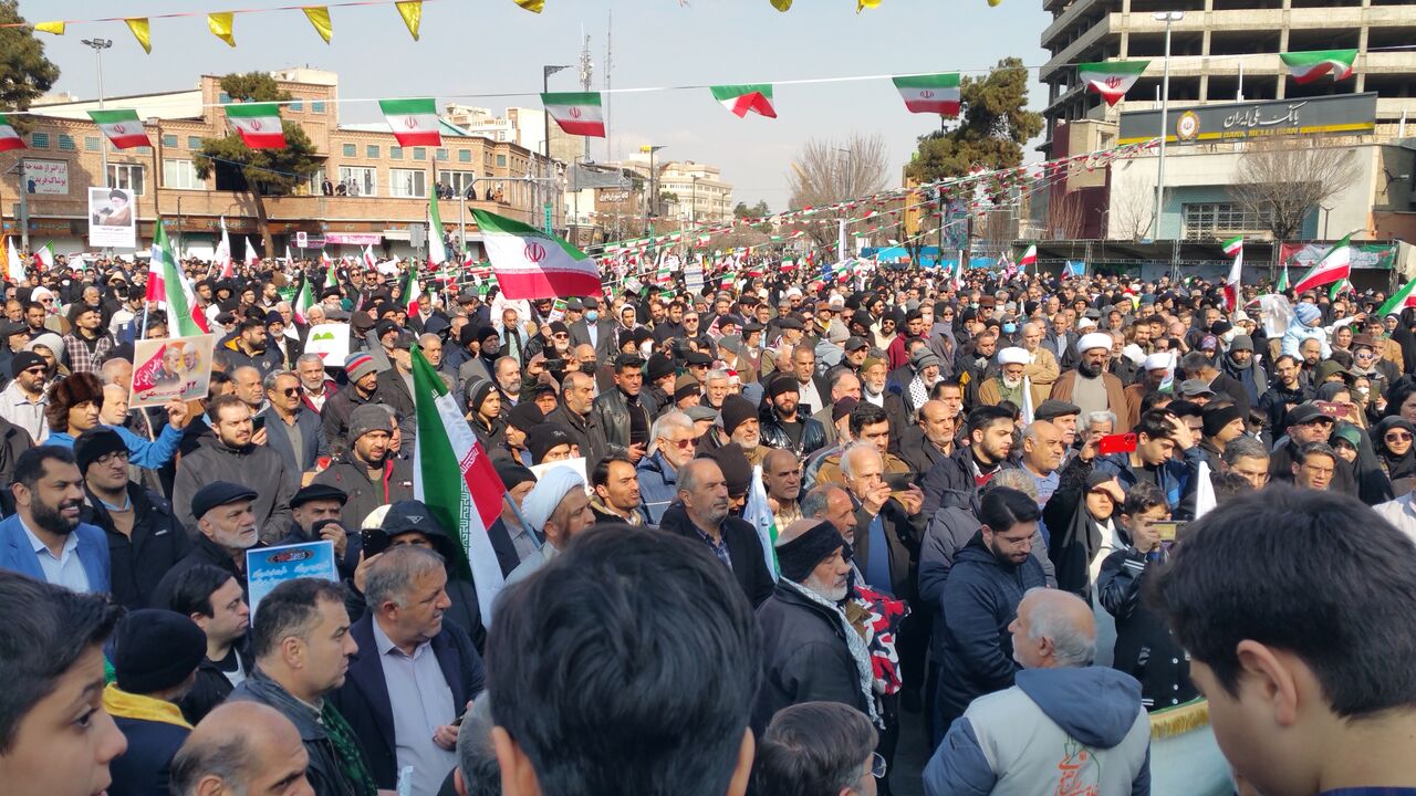 مردم شهرری بعنوان قبله تهران با حضور گسترده در راهپیمایی ۲۲ بهمن حماسه ای دیگر خلق کردند