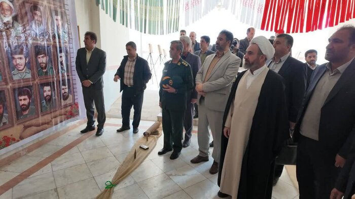 امام‌جمعه ایلام: دشمن با جنگ نرم دنبال تضعیف باور جوان ایرانی است