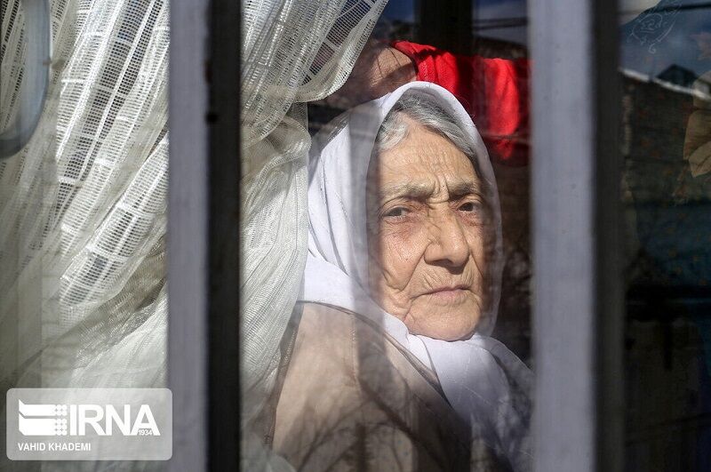 سنگر جدید سالمندان: تلفن همراه و شبکههای اجتماعی