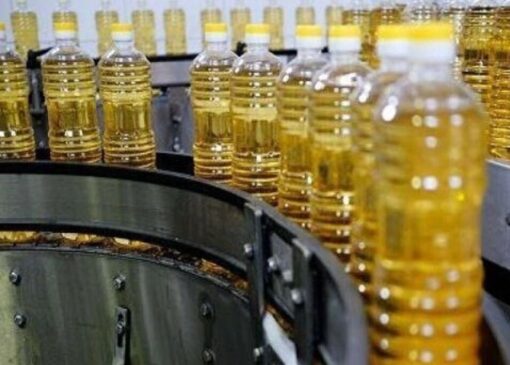 تخلیه ۳۰۰ تن روغن در انبارهای بوشهر | توزیع بدون محدودیت آغاز شد