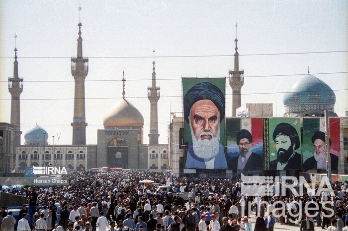 حال و هوای کرمان در سالگرد ارتحال امام خمینی (ره)؛ زادگاه حاج قاسم سیاه‌پوش شد