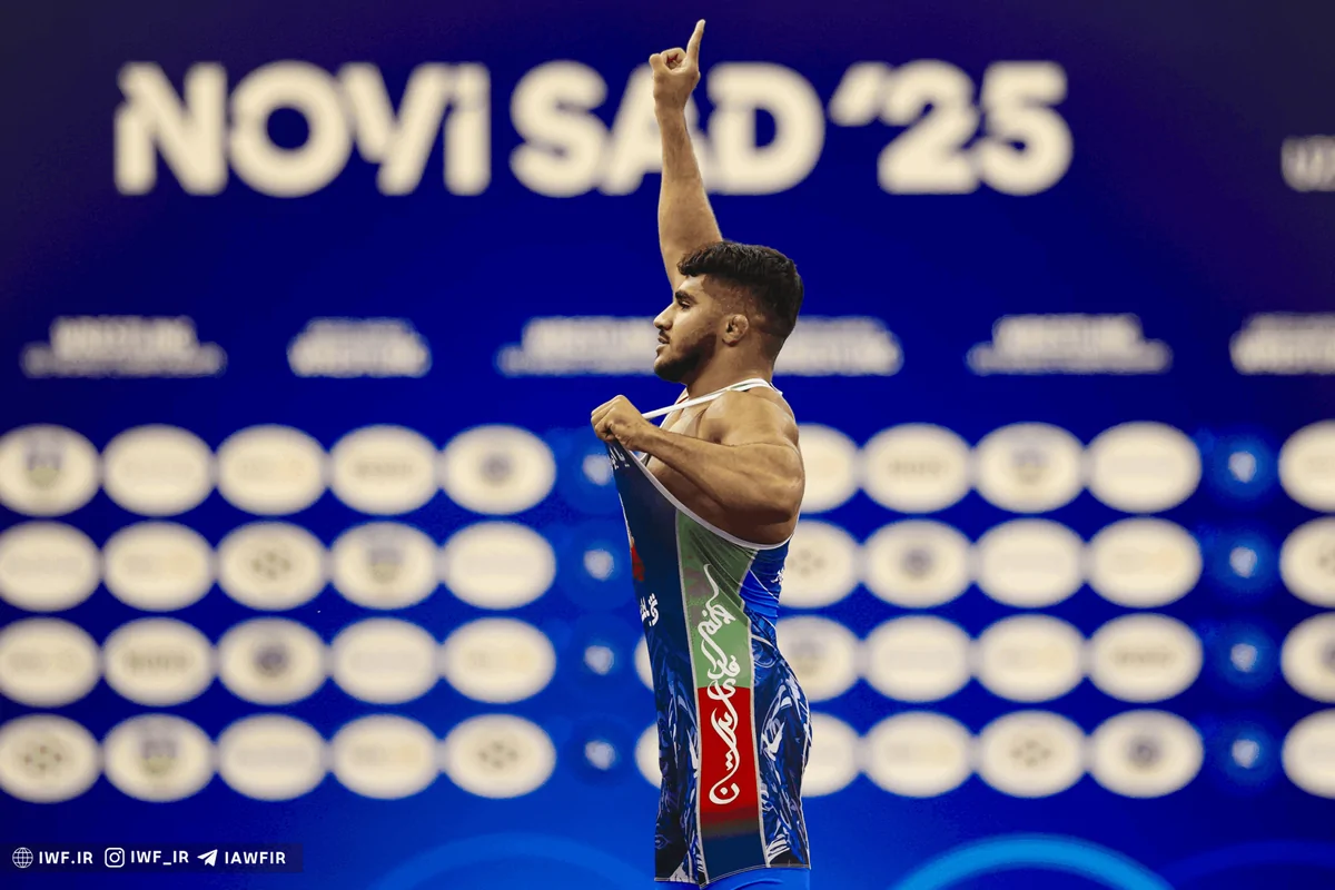 غلامرضا فرخی در فاصله یک ماه دومین طلای جهانی خود را در کشتی گرفت
