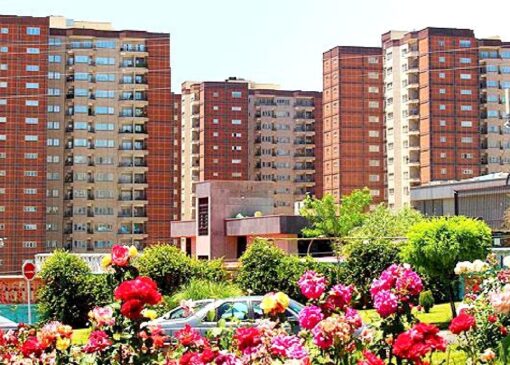 تامین سرپناه برای نیازمندان: احداث بیش از ۱۳ هزار واحد مسکونی ویژه مددجویان بهزیستی و پوشش بیمه‌ای ۱۱۲ هزار زن سرپرست خانوار