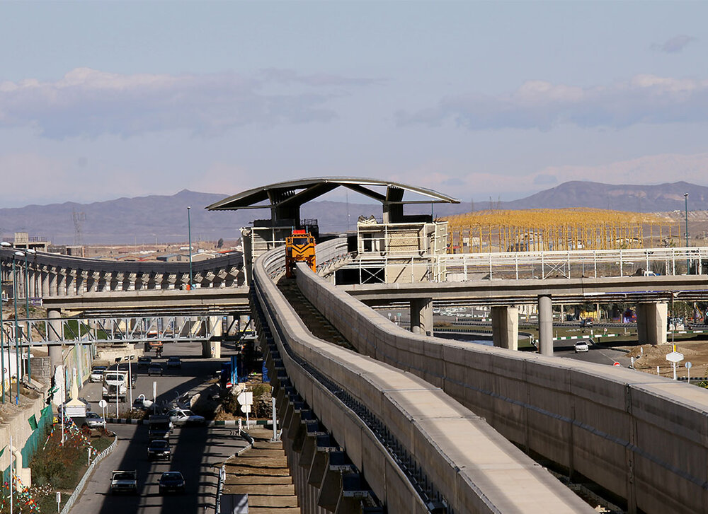 لزوم بازنگری در سرنوشت مونوریل قم با طرحهای اقتصادی و حملونقلی جدید