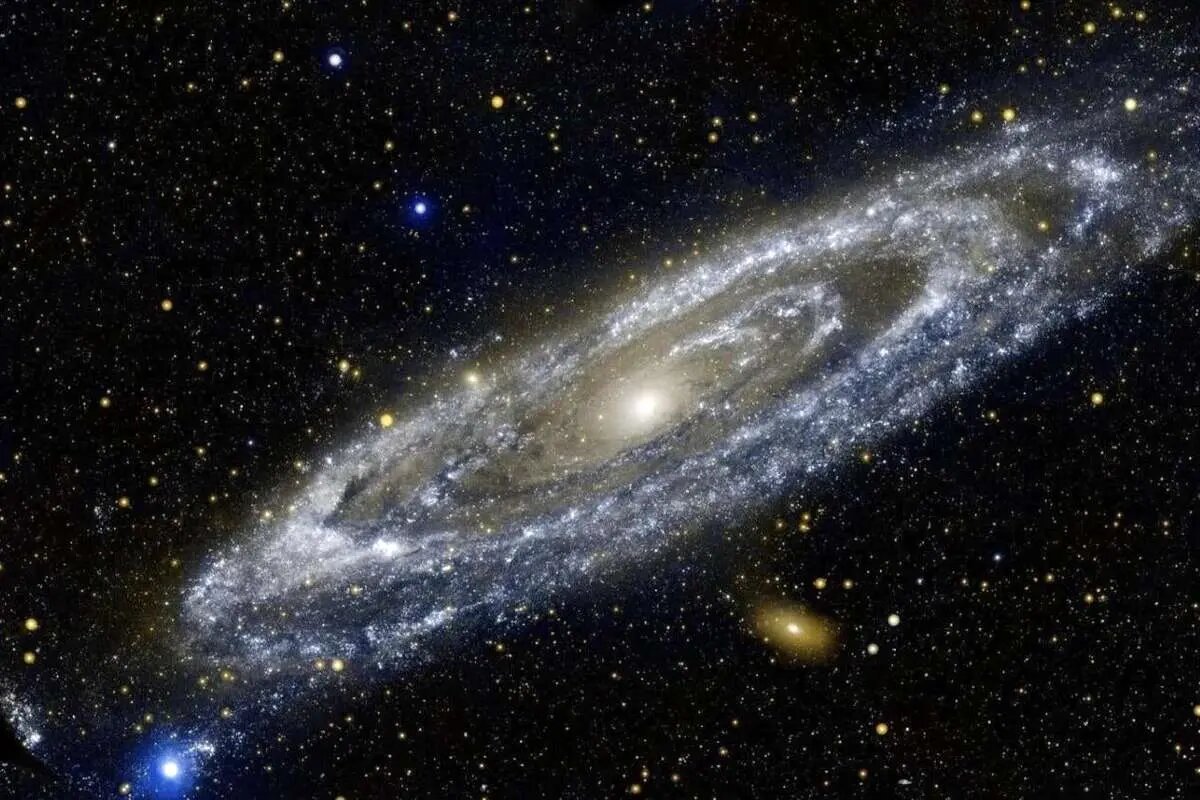 نمایی تماشایی از کهکشان راه شیری؛ رقص زیبای زمین و آسمان در یک قاب + تصویر