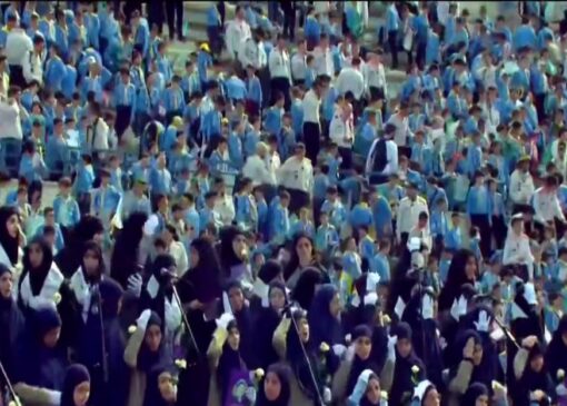 همنوایی باشکوه هزار نفری در اجرای سرود سلام یا مهدی