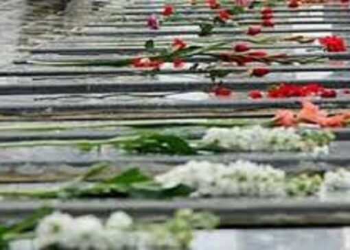 عطرآگینی مزار شهدا در تبریز با آیین غبارروبی