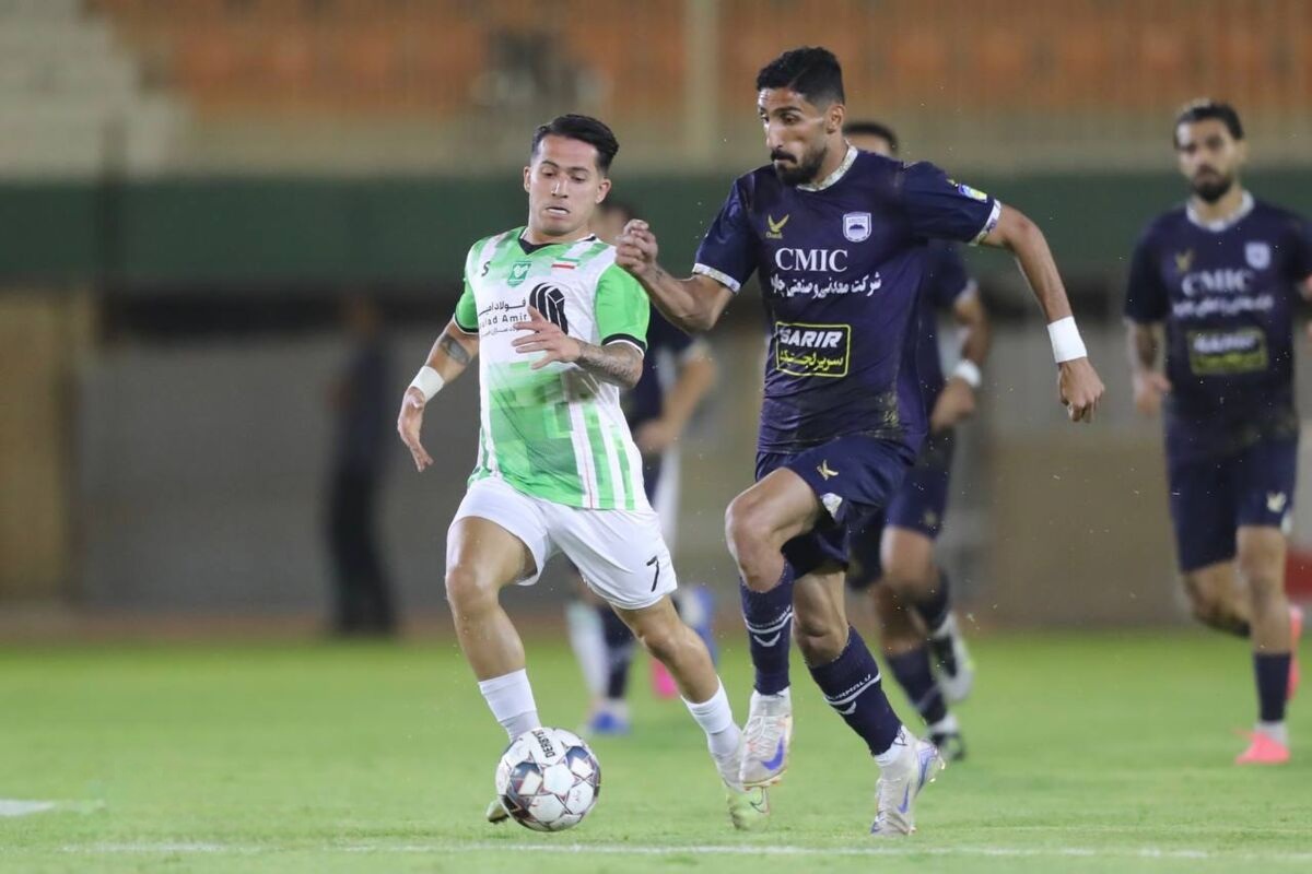 خیبر خرم‌آباد میهمان چادرملو در یزد