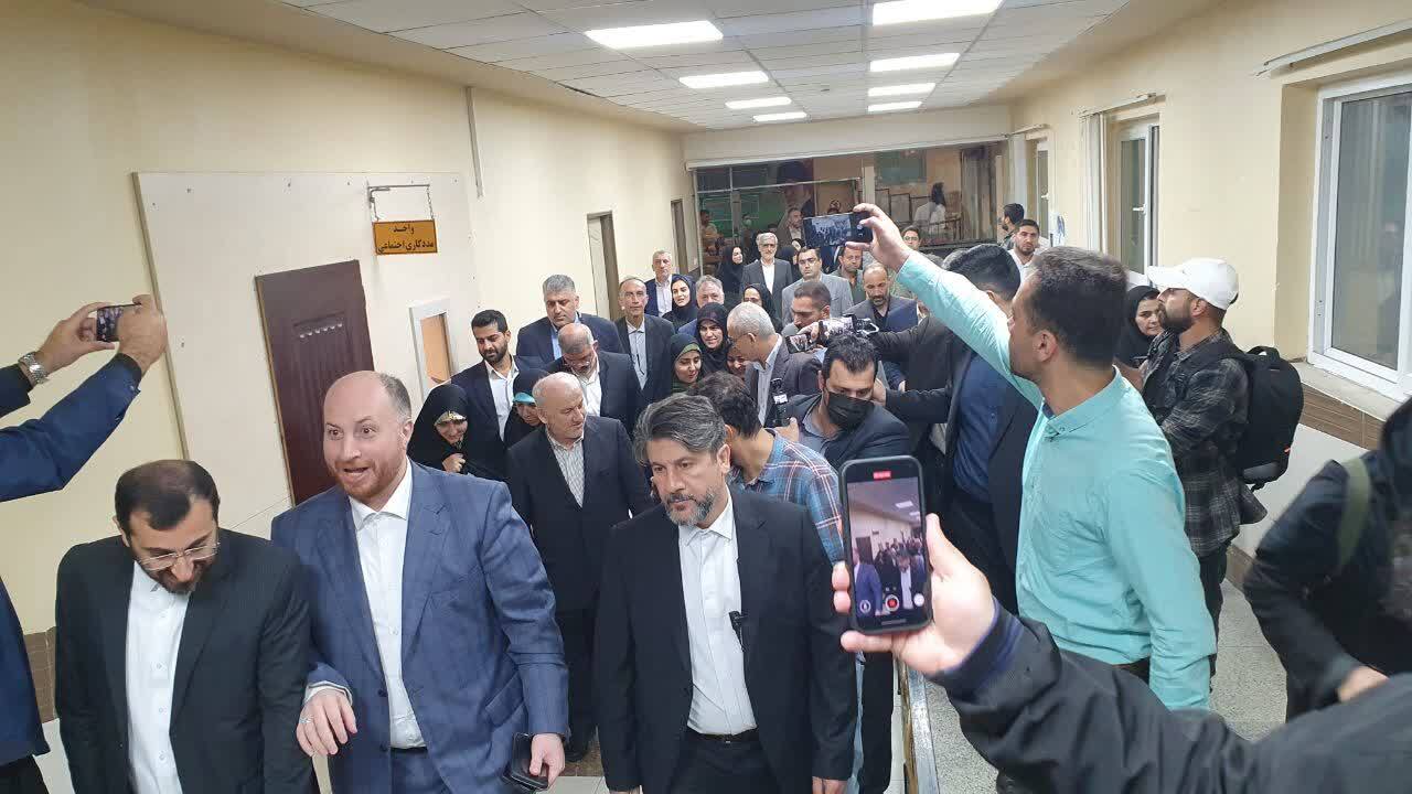 تجلیل معاون ریاست جمهوری و وزیر راه از مقام شامخ پرستاران