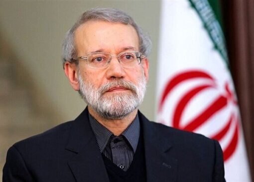 پیام رهبر انقلاب توسط دبیر شورای عالی امنیت ملی به پوتین ارایه شد