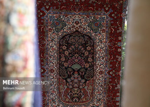 برنامه‌ریزی برای ایجاد نمایشگاه دائمی فرش دستباف قم