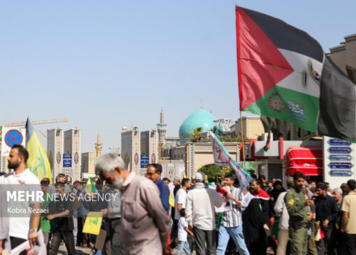 حمایت گسترده از مقاومت، در جوار بارگاه امام رضا (ع)