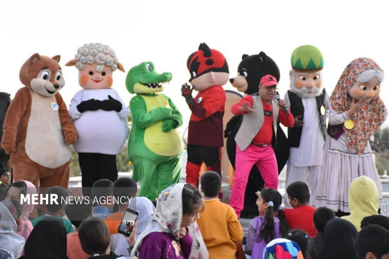 گردهمایی ملی جهان کودک؛ بستری برای توسعه کسب‌وکارهای کودک و نوجوان