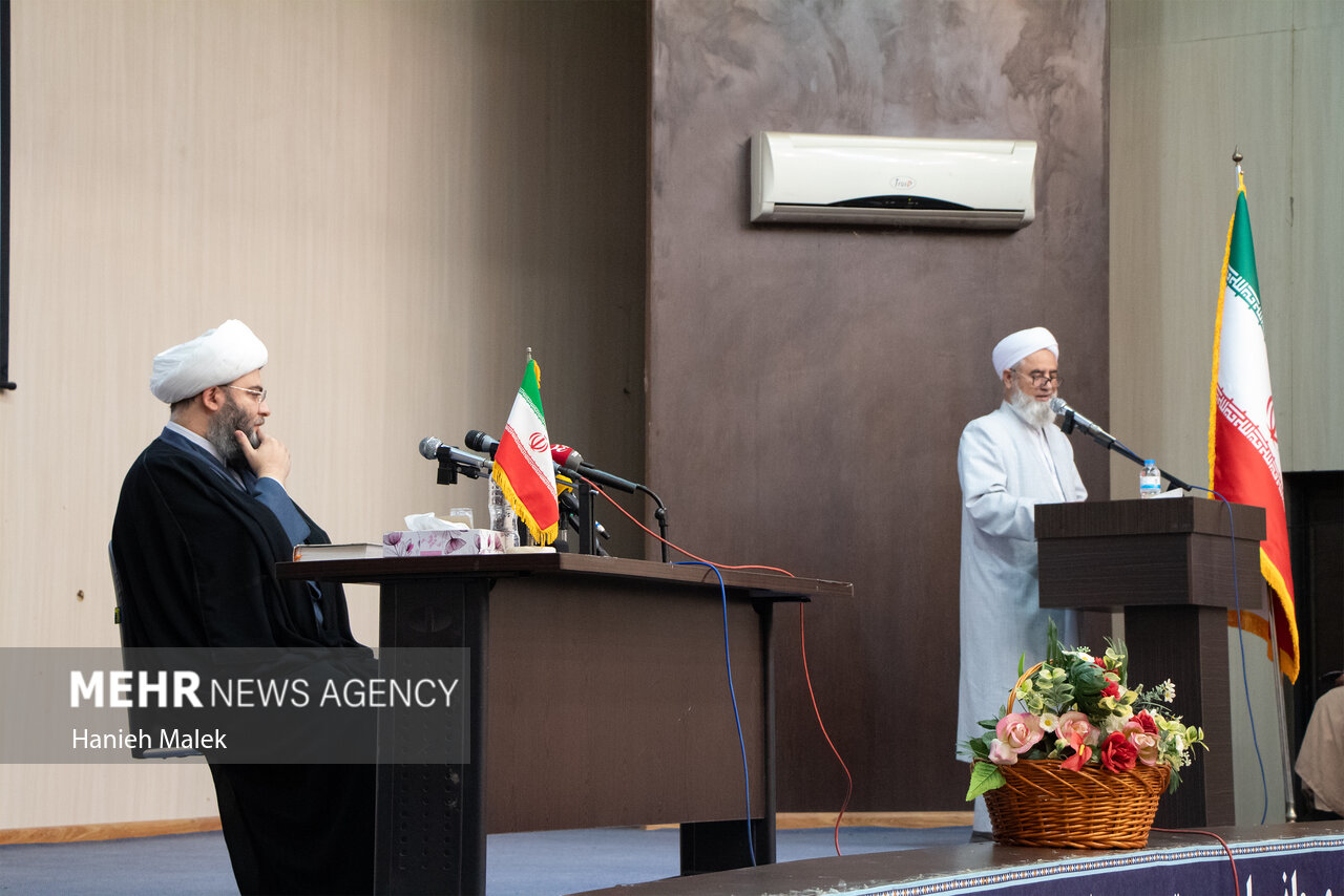 برگزاری نشست تخصصی تبینی و گفتمان مقدس در گرگان