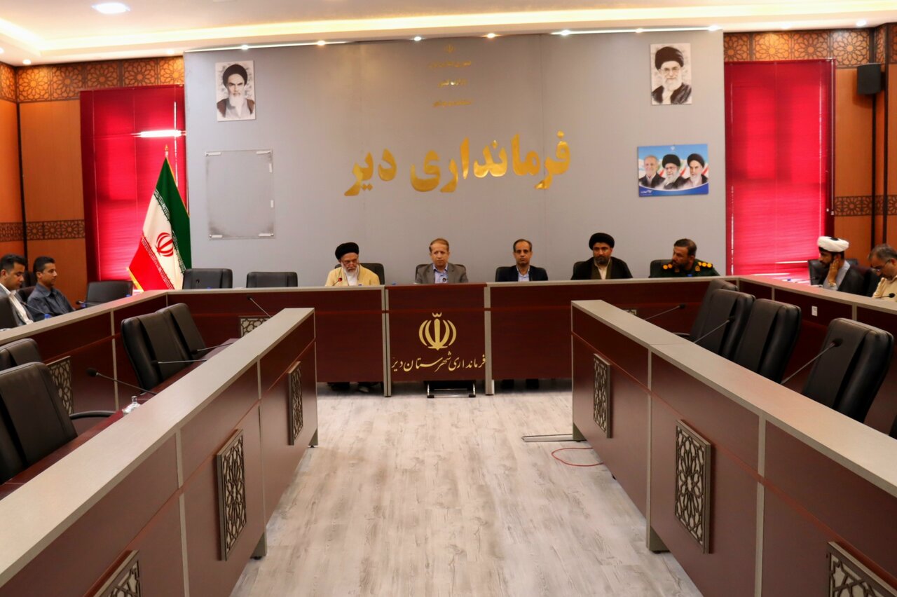 تأکید امام‌جمعه دیر بر اهمیت اقامه نماز در اول وقت و پرهیز از تضییع آن در جلسات