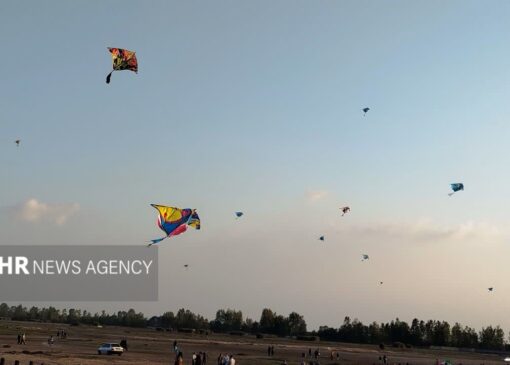 جشنواره بادبادک‌ها در بندر کیاشهر، گرامیداشت هفته ملی کودک