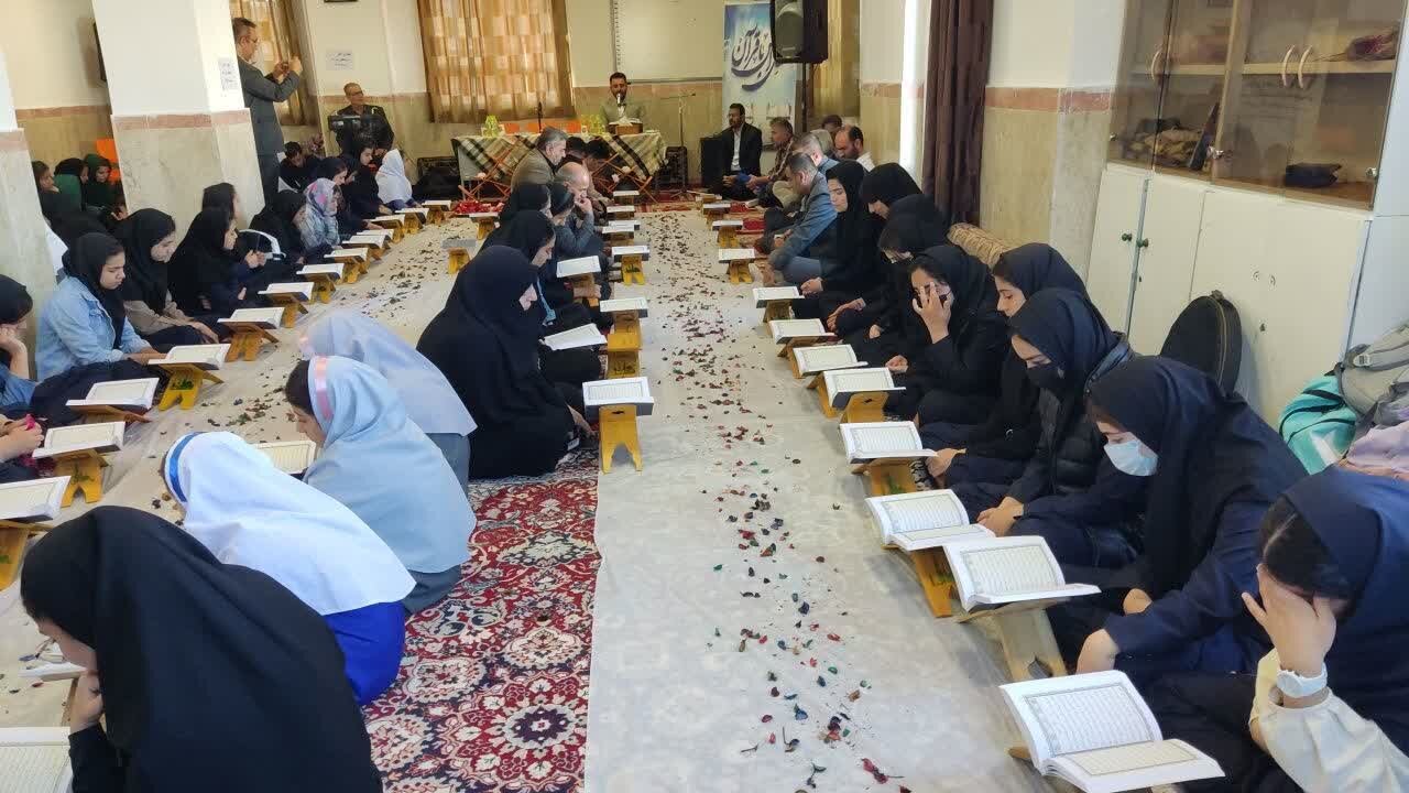 محمدنیا خبر داد: برگزاری 9 محفل قرآنی در دهگلان و قروه