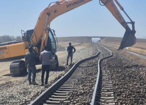 نصب ۲ دستگاه سوزن بتنی و افزایش طول خطوط در ایستگاه سیاه‌ چشمه