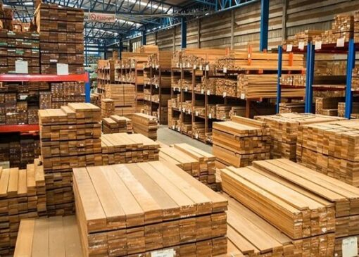 افزایش تقاضا برای چوب روسی در بازار ایران؛ نجاران چه می‌گویند؟