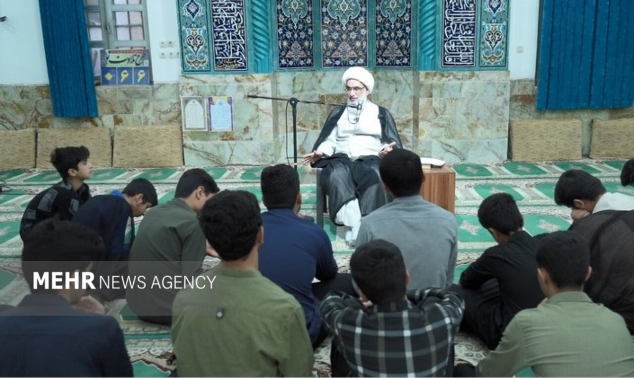 صفایی بوشهری: جایگاه روحانیت در علم‌آموزی و مجاهدت علمی است