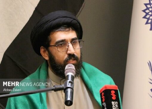 حسینی: خادمان قرآن مایه افتخار جامعه دینی هستند