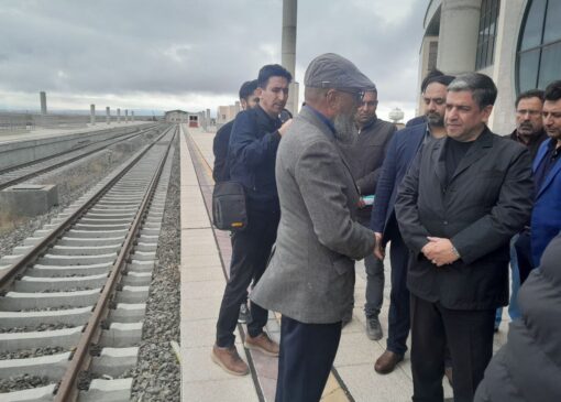 امامی: ۱۷۰ کیلومتر مسیر راه آهن میانه_اردبیل ریل گذاری شده است