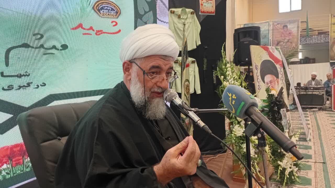 علم‌الهدی: خون شهیدان امنیت ضامن آرامش امروز جامعه است