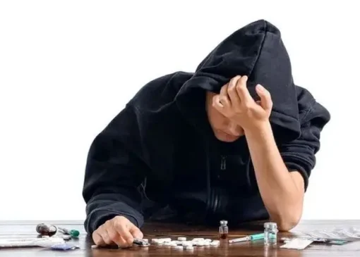 یک آمار عجیب: ۱.۶ میلیون نفر در کشور تفریحی مواد مخدر مصرف می‌کنند!