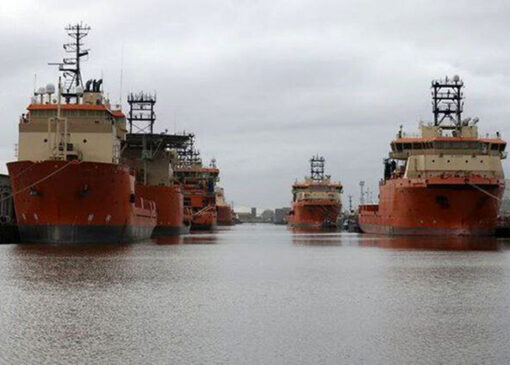 ترافیک سنگین و قابل تامل نفتکش‌ها در آب‌های آزاد