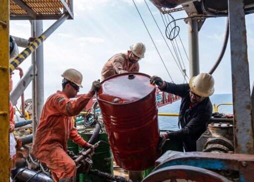 افشای کانال پنهان مالی چین برای تسویه حساب نفتی با ایران