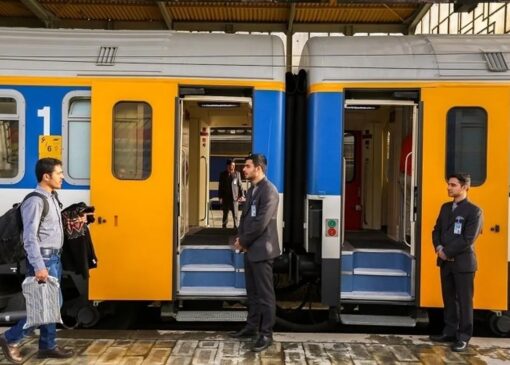 پیش فروش بلیط قطار‌های مسافری آذرماه