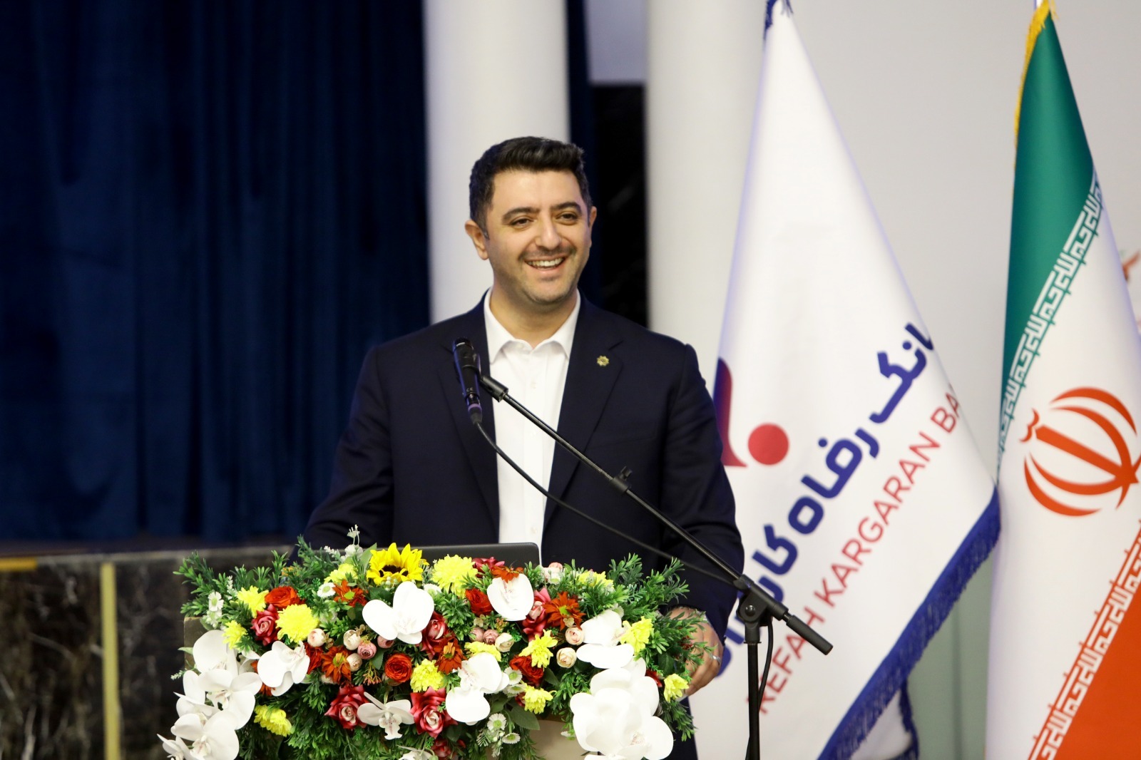 فعالیت بانک رفاه کارگران کاملا در چارچوب ضوابط بانک مرکزی