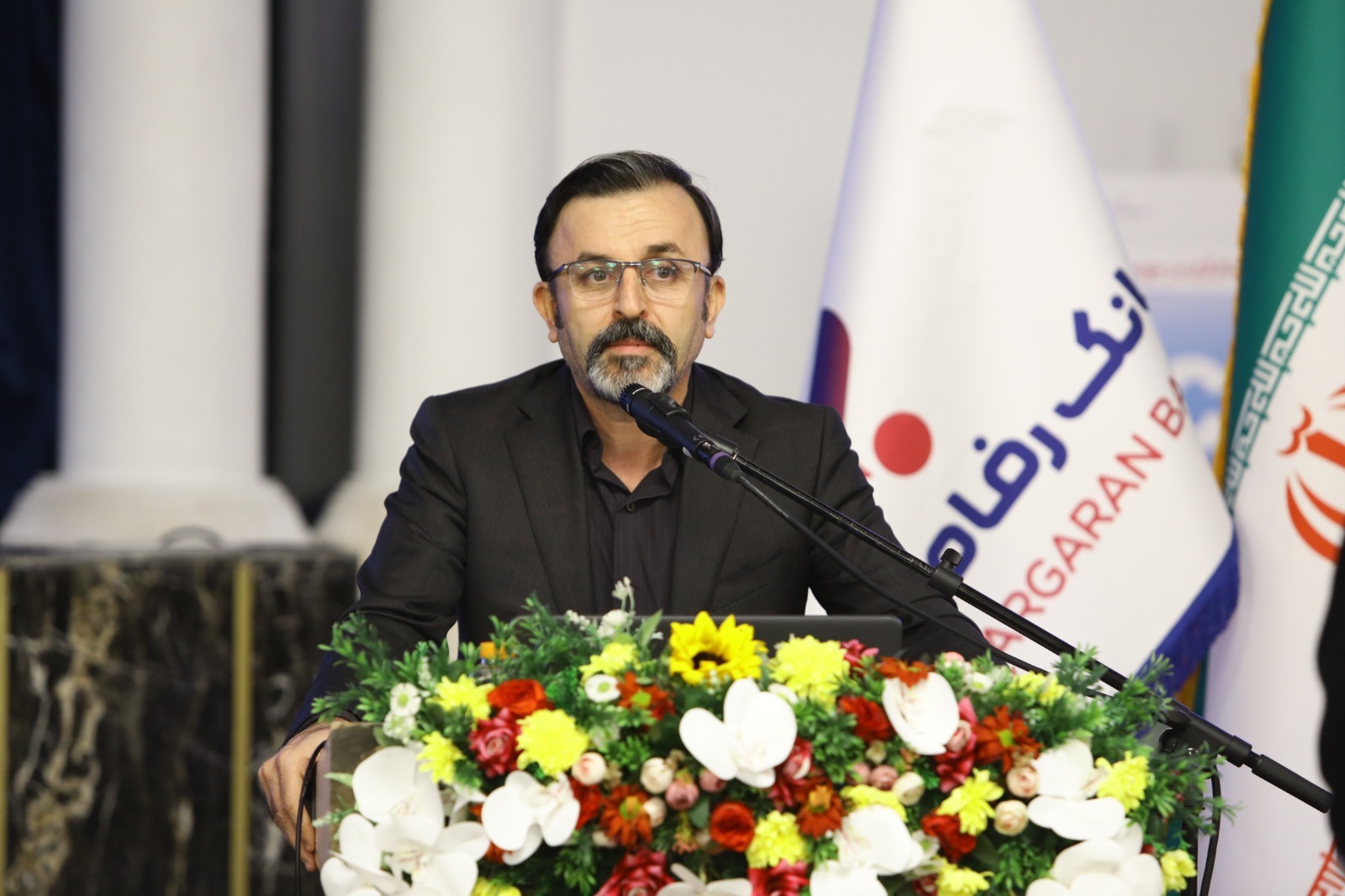 پیشروی بانک رفاه کارگران در استفاده از ابزارهای نوین بانکی