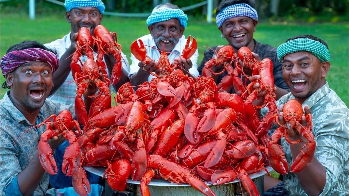 غذای روستایی در هند؛ پخت غذا با لابستر بزرگ در طبیعت (فیلم)