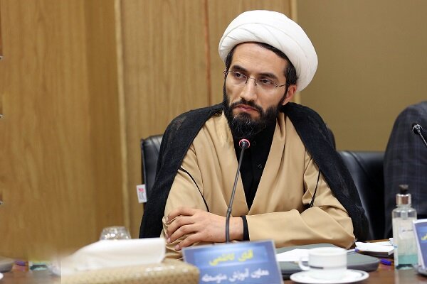 فهم بیشتر دانش آموزان از مفهوم اقتدار با توزیع بسته‌های ایرانمون