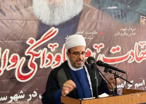 انتقاد صریح امام جمعه روانسر از ناهنجاری‌های اجتماعی و تضعیف ایمان