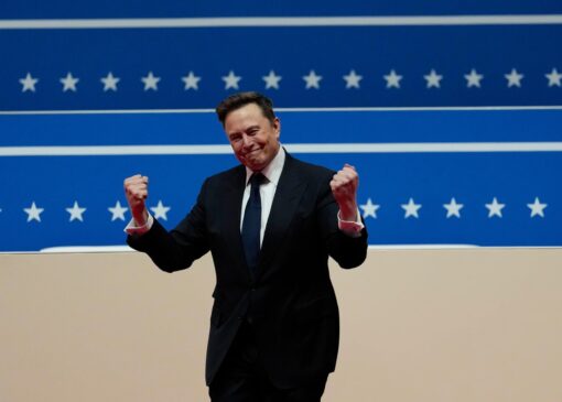 دستمزد هزار میلیارد دلاری ایلان ماسک تایید شد