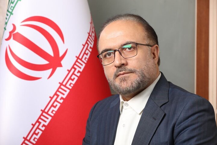 زندیان: مشکل ۱۵ ساله آسفالت شهرک اندیشه بیجار برطرف شد