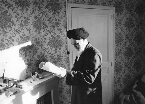 امام هشدار می داد، دانش بدون اخلاق به تکبر و بی عدالتی می‌انجامد