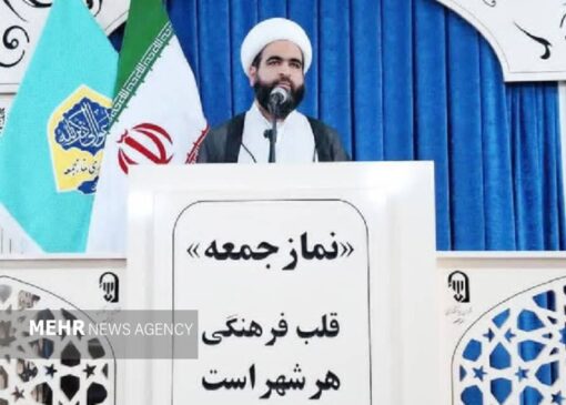 امام‌جمعه رودان: همه برای پاسداری از هویت ملی و دینی پای کار بیایند