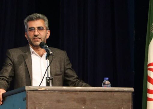 آینده روشن در گرو تحصیل و تلاش است