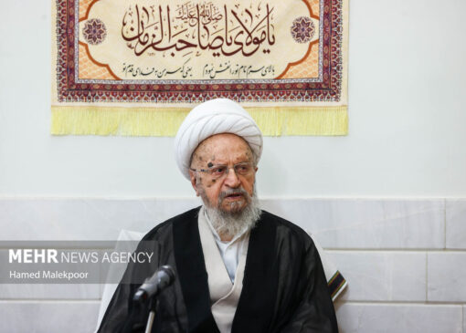 خطبه‌های نماز جمعه ناظر به مسائل روز و طرح مشکلات مردم باشد