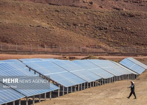 بیات منش: مراحل اجرای نیروگاه خورشیدی ۵۰۰ مگاواتی در زنجان آغاز شد