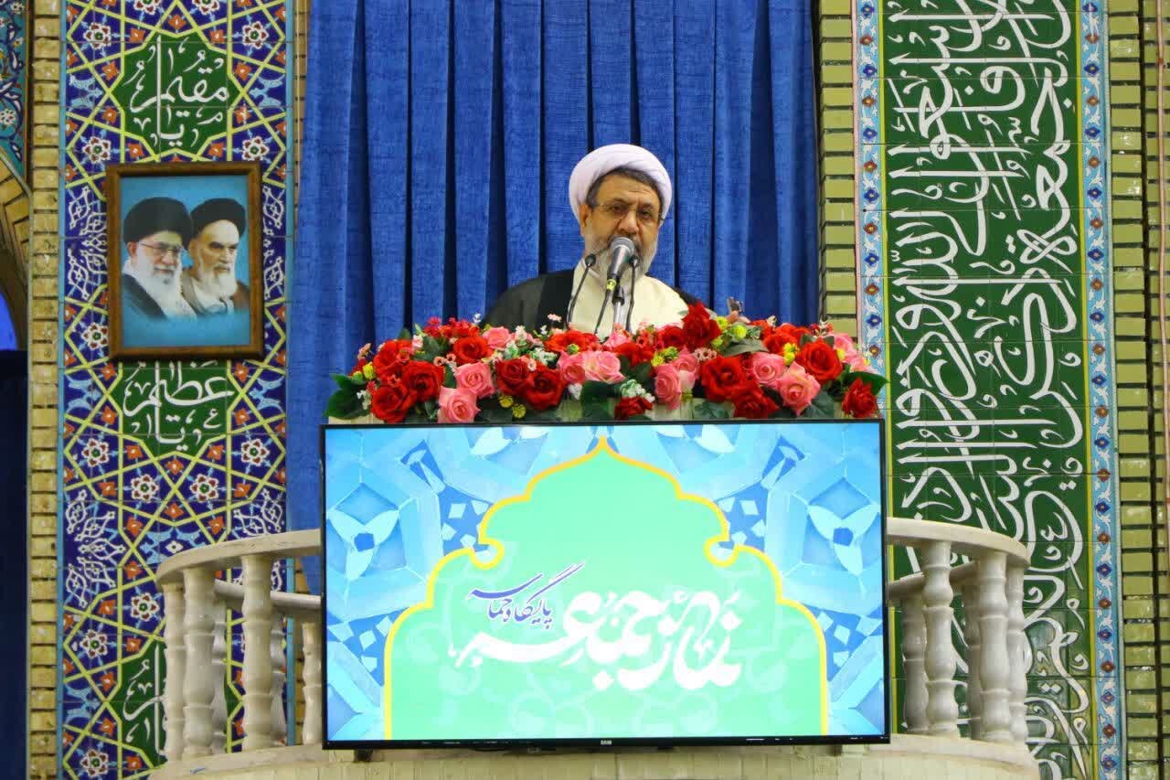 امام جمعه کرمان: گفتمان ایران قوی بر پایه اخلاق، معنویت و عدالت است