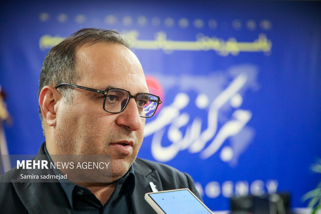 دانشگاه باید اندیشهورز تربیت کند نه حافظهمحور