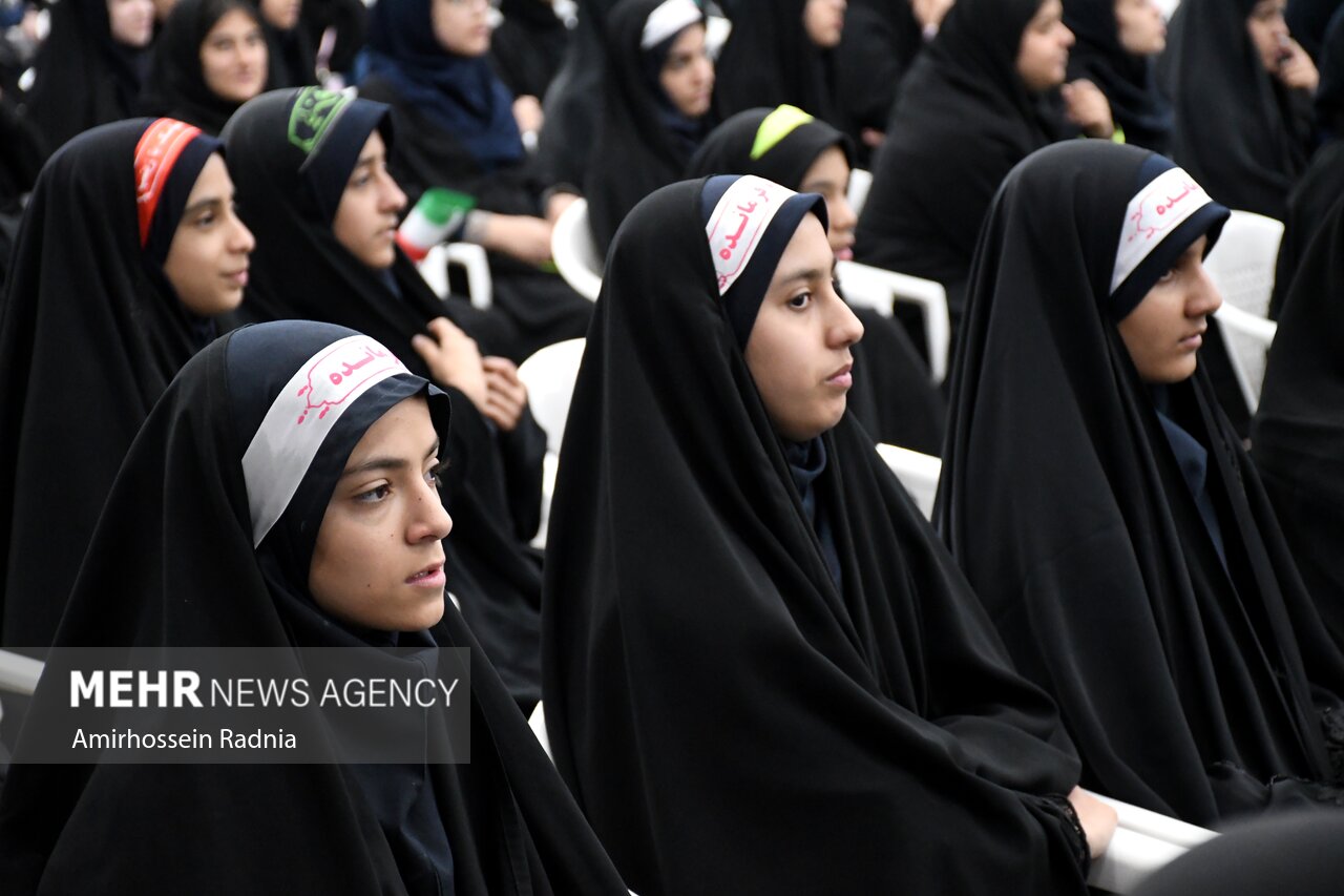 اعتراض معلم پرورشی به مشکلات نمازخانه برخی مدارس همدان